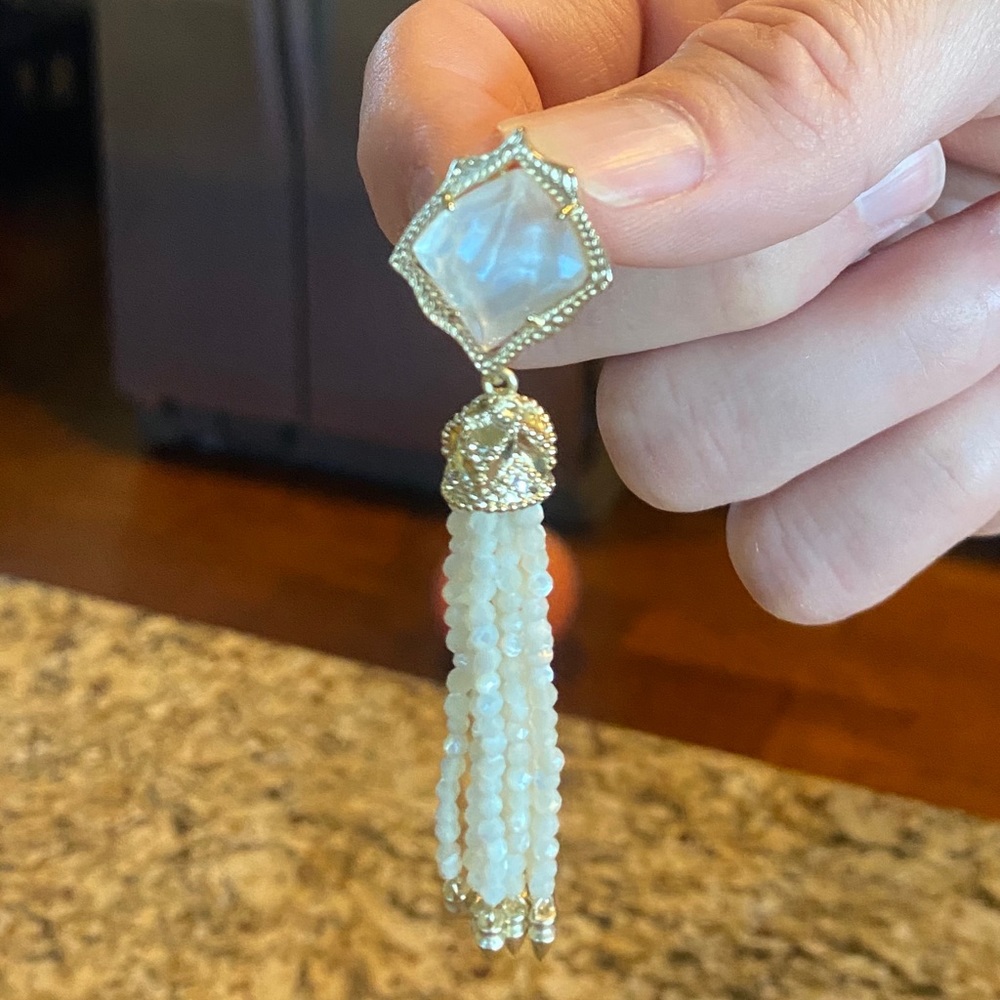 Kendra Scott Earrings - Picture 2 of 2